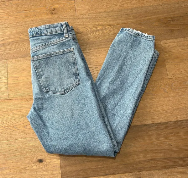 size 4 mom jeans, women’s small mom jeans - Image 3
