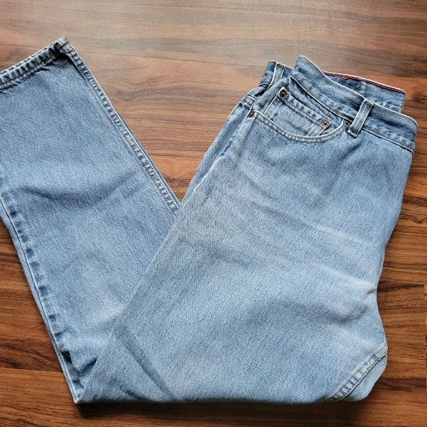 Levis y2k 550 relaxed tapered leg jeans size 14 - Image 4