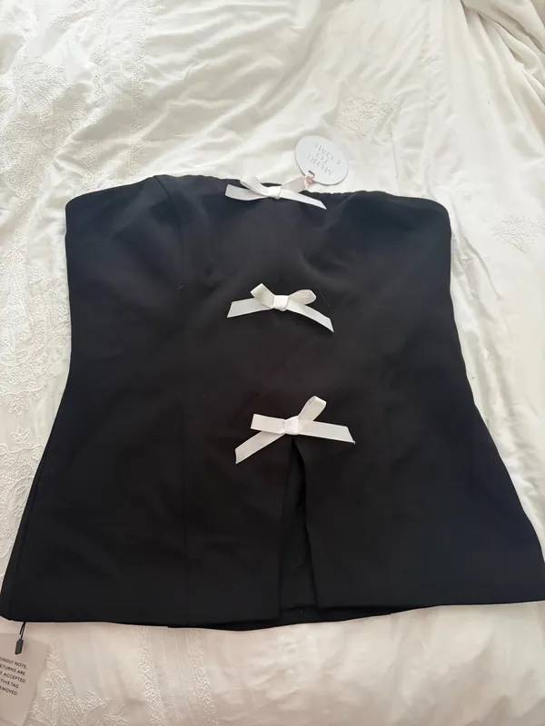 Revolve Black Strapless Top - Image 2