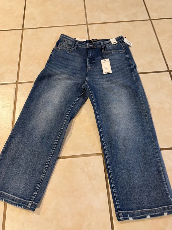 Judy Blue Blue Jeans - Image 3