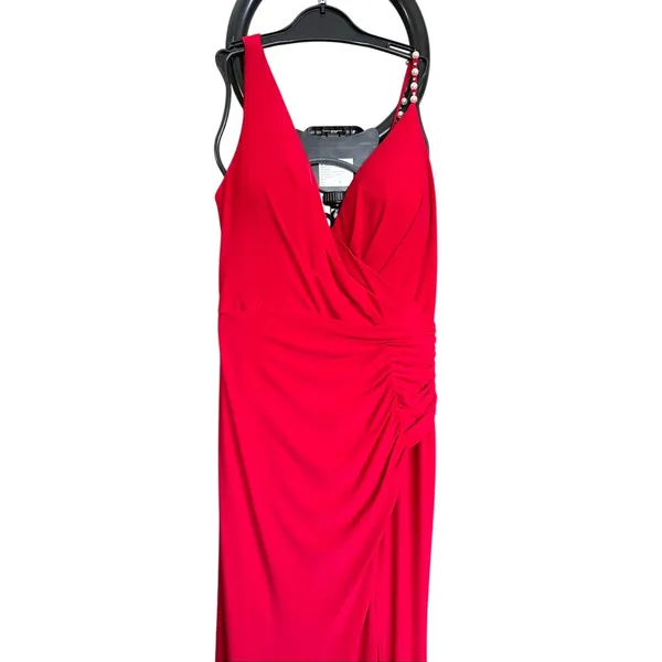 Leena by‎ Mac Duggal Asymmetrical Pearl Strap V-Neck Gown Size 8 26532 Prom - Image 15