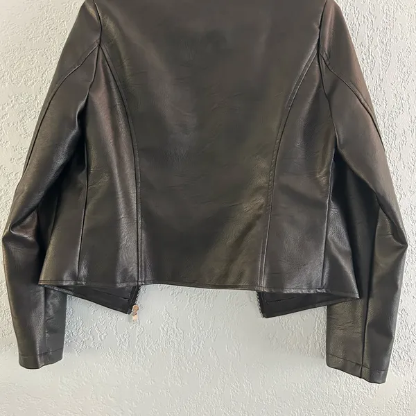 SheIn Sleek Black Vegan Leather Jacket - Image 6