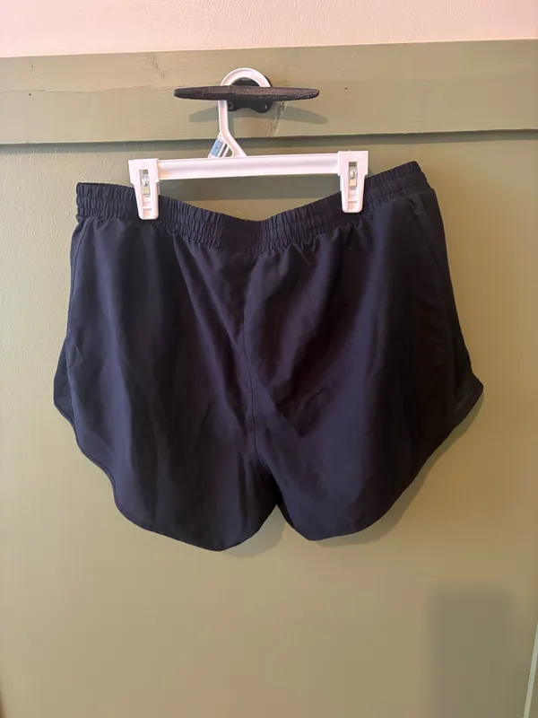 Under Armour Black Athletic Shorts - Image 5
