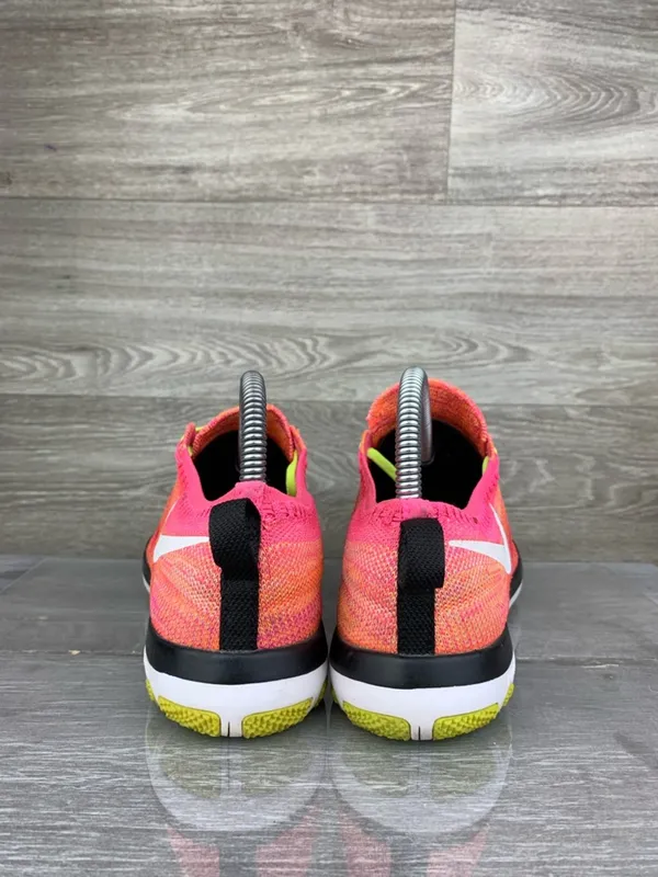 Womens Pink/Peach Nike focus Flyknit athletic running shoes size 7 - Image 4