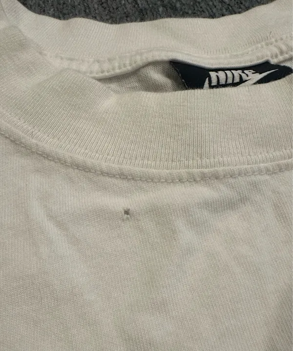 Nike Cropped Double Swoosh T-Shirt - Image 2