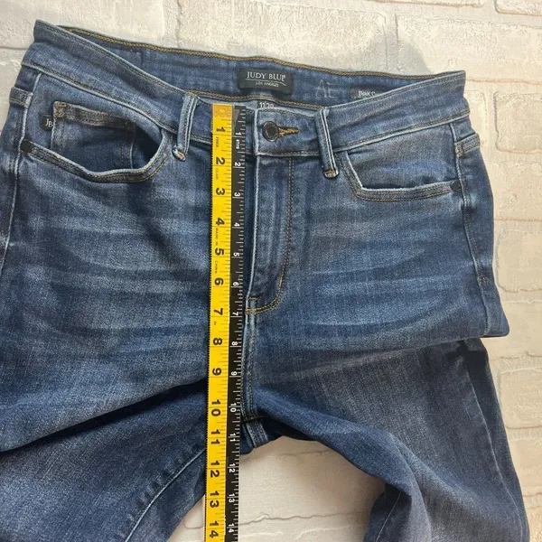 Judy Blue Jeans Womens 11/30 Blue Boot Cut Medium Wash Frayed Hem‎ Stretch Denim - Image 3