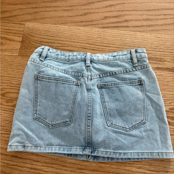 Denim mini skirt Size 2 - Image 4