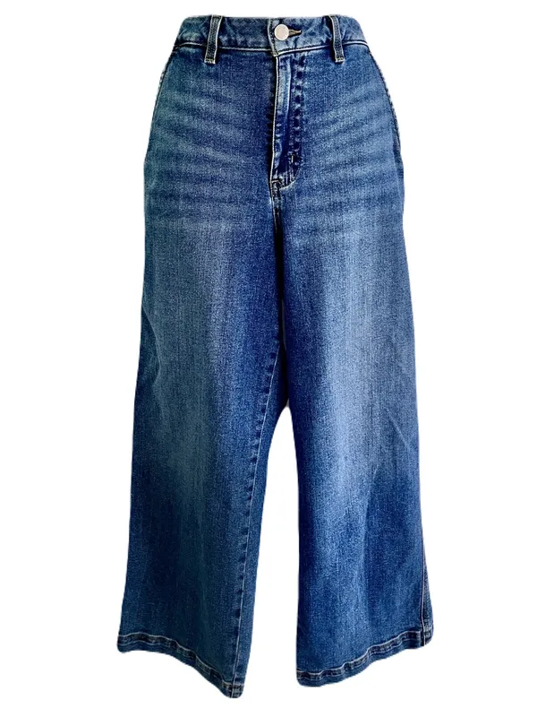 LL Bean Classic Fit 207 Wide Leg High Waisted Jeans in “Faded Indigo”, Size 10 - Image 2