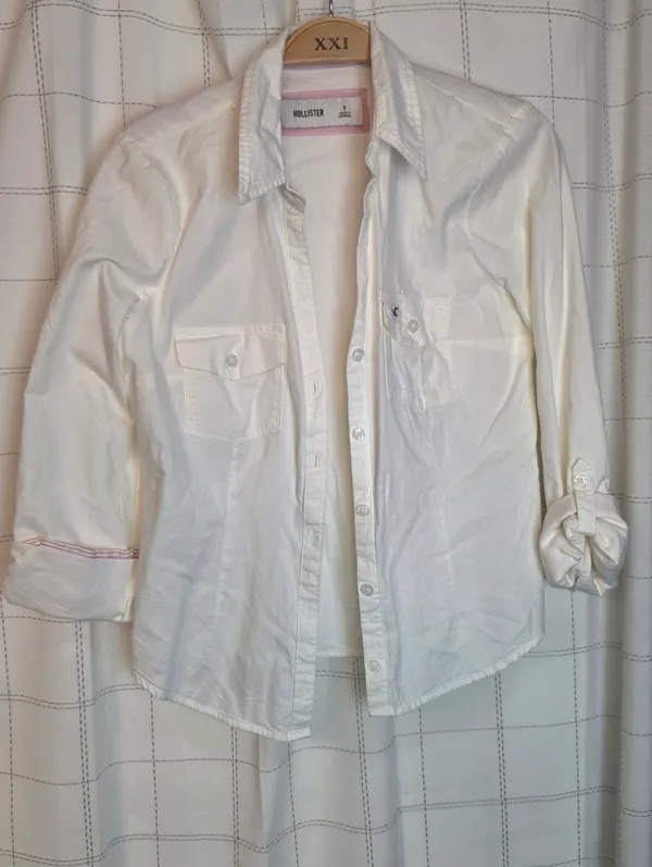 Hollister Easy Button Front Icon Shirt - Image 2