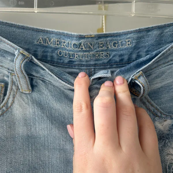 American Eagle High-Rise Shorts Denim - Image 2