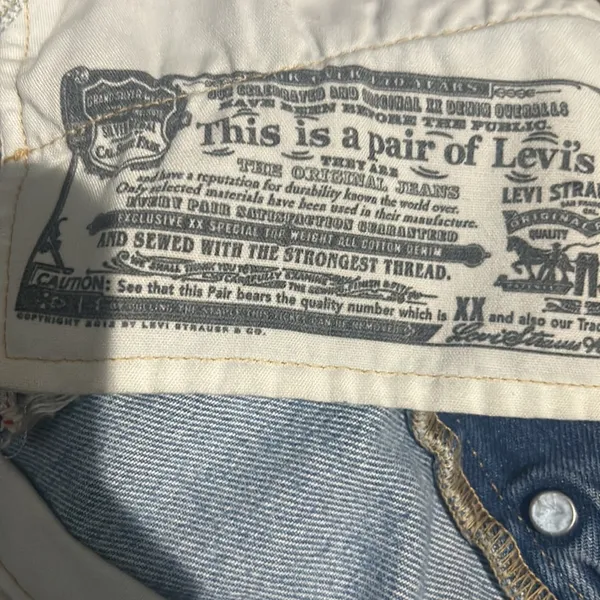 LEVI STRAUSS DENIM SHORTS - Image 3