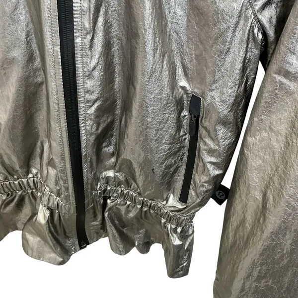 Lululemon X Barrys‎ Women's Titanium Foil Stronger As One Hooded Jacket Size 0 - Image 10