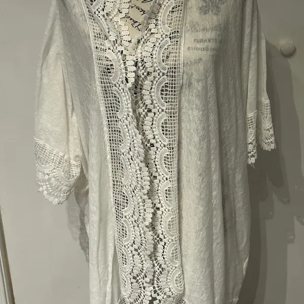 White Lace Kimono Cardigan Size 18W - Image 3