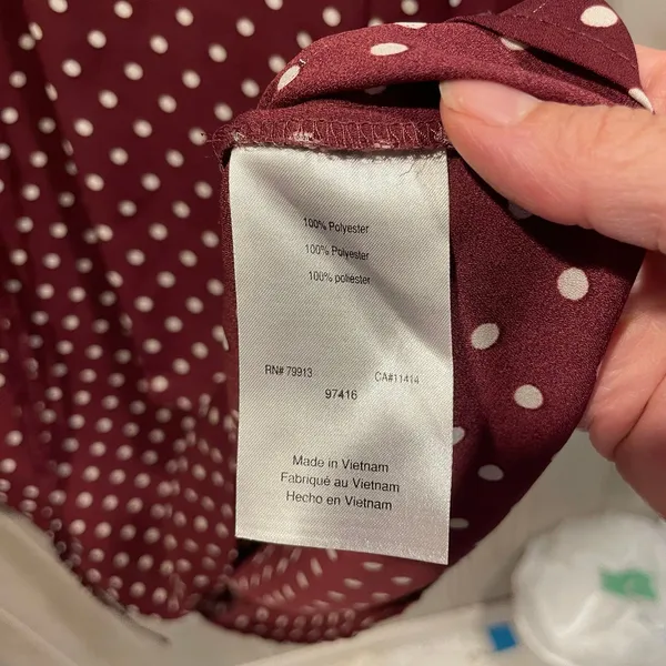 Cute maroon polka dot skinny tie waist Motherhood Maternity tunic blouse work - Image 5