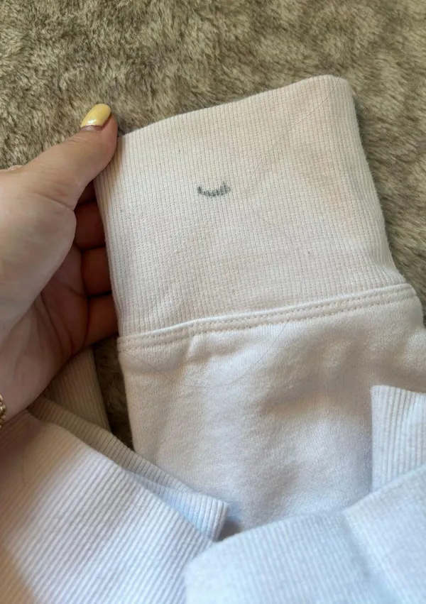 Cropped Hoodie - Image 2