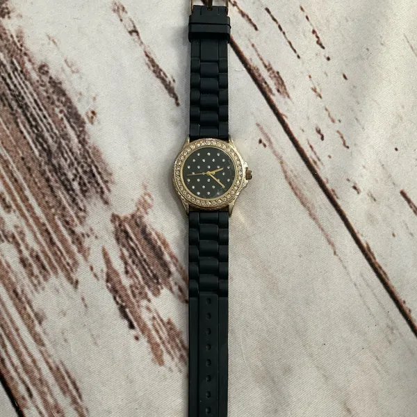Black Silicone Polka Dot Fashion Watch‎ - Image 4