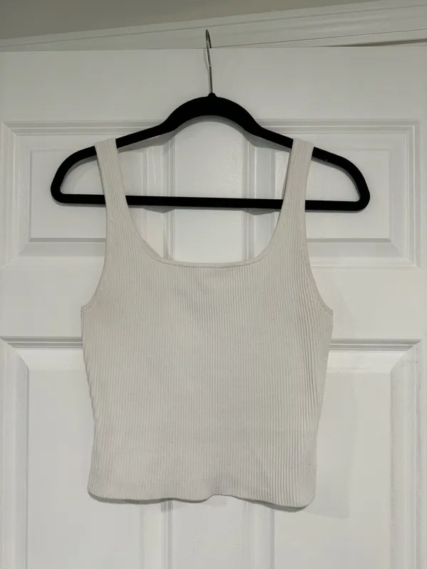 Aritzia Babaton Sculpt Knit Square Neck Tank - Image 2