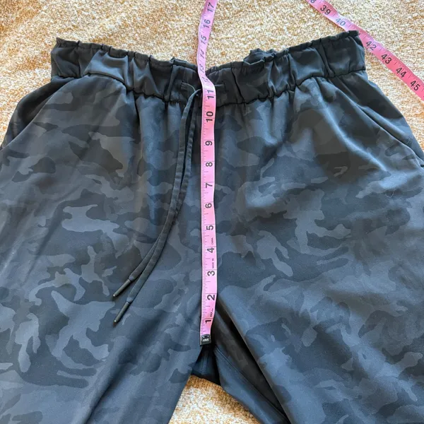 Lululemon Keep Moving 7/8 Pant High Rise Camo Deep Coal 10 Jogger Actuvewear Gym - Image 7