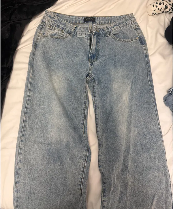 White Fox Boutique Jeans - Image 4