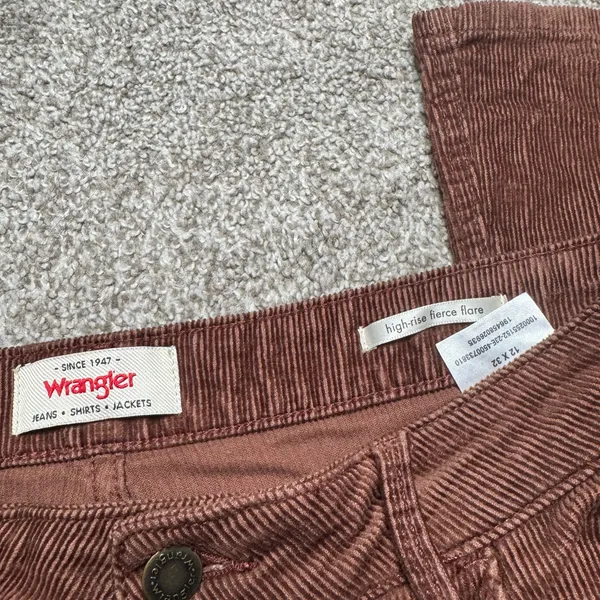 Wrangler Women’s Brown Corduroy High-Rise Fierce Flare Jeans 12x32 - Image 2
