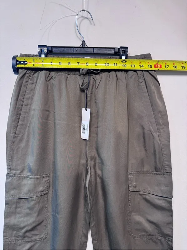Martha Stewart Casual Cargo lightweight ankle pants 100% tencel nwt size medium - Image 2