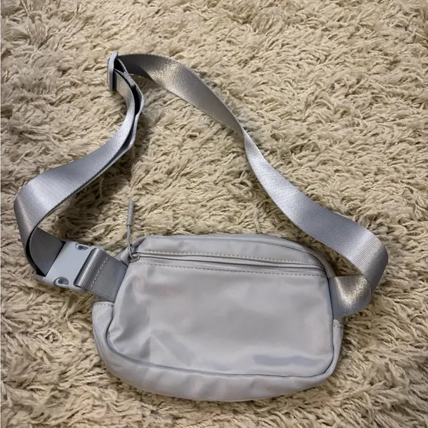 Stylish Gray/Blue Belt Bag Gray - Image 2