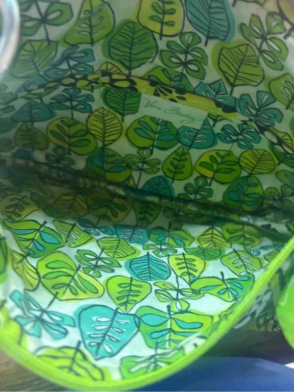 Vera Bradley crossbody purse - Image 5