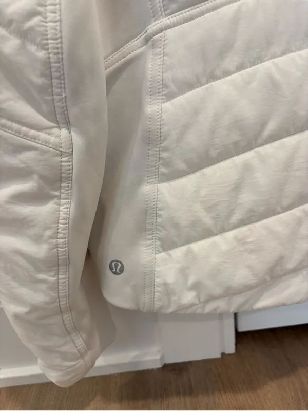 Lululemon Another Mile Jacket Size 8 - Image 6