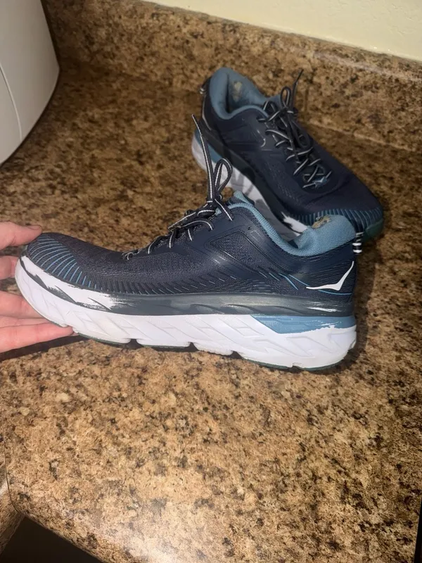 Hoka Bondi 7 Sneakers - Image 6
