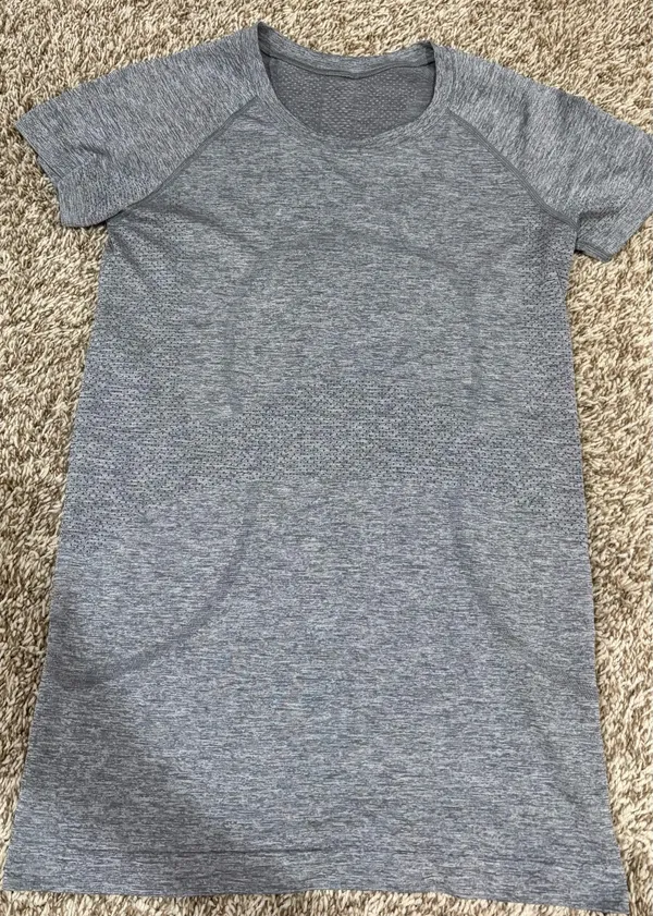 Gray Lululemon swiftly tech - Image 2