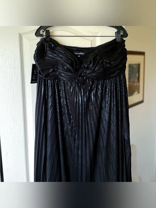 Retrofête Zoa Metallic Pleated‎ Strapless Gown Black XXL NWT - Image 4