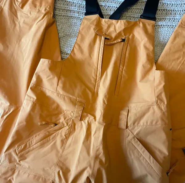 Northface ‘Freedom’ Snow Bib Pants - Image 3