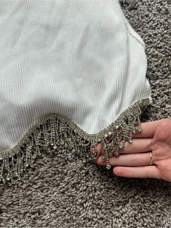 Anwnd Beaded Fringe White Crop Tank Top - Image 3