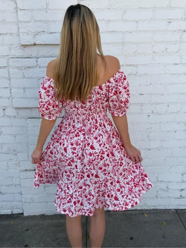 white + red milkmaid ruffled mini dress with red floral print Sz M #summer #spring #easter #milkmaid #cottagecore - Image 4