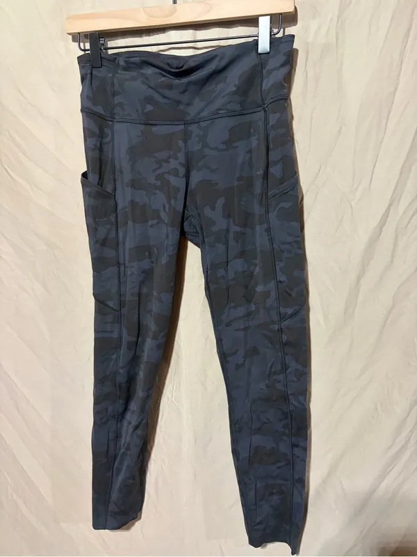 Lululemon Fast and Free Tight II 25" *Non-Reflective Nulux - Image 2