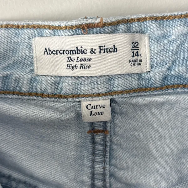 Abercrombie & Fitch The Loose High Rise Jeans Light Wash Raw Distressed Hem - Image 8