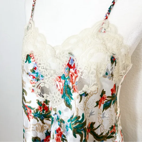 Vintage Victoria's Secret floral lace satin cami M/L - Image 5