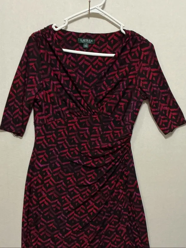 Lauren Ralph Lauren Red and Black V-Neck Midi Sheath Dress - Image 4