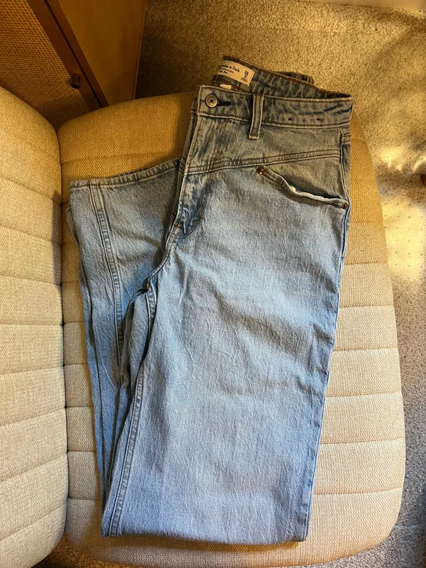 Abercrombie Fitch Curve Love 90s High Rise Relaxed Jean Medium With Front Yoke - Image 3