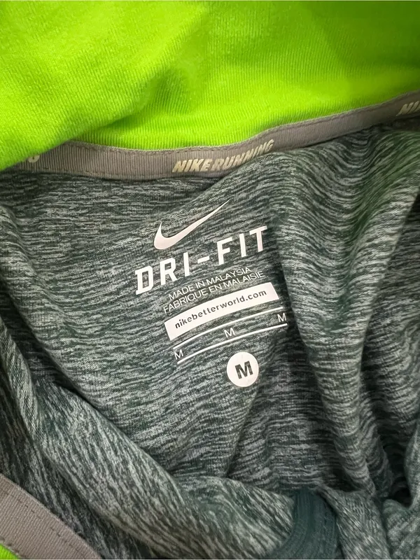 Nike Gray Half Zip Running Top Size Medium - Image 4