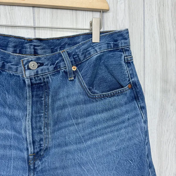 Levi’s Plus Size 501 Mid Thigh Shorts Pleased To Meet You size 32 858330056 - Image 9