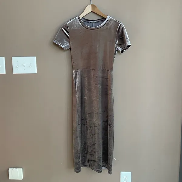 ZARA velvet midi dress in metallic taupe grey‎ Size Small - Image 6