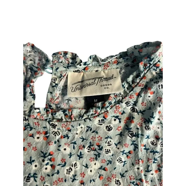 Universal Threads Women's Sleeveless Floral Ruffled Top - Image 5