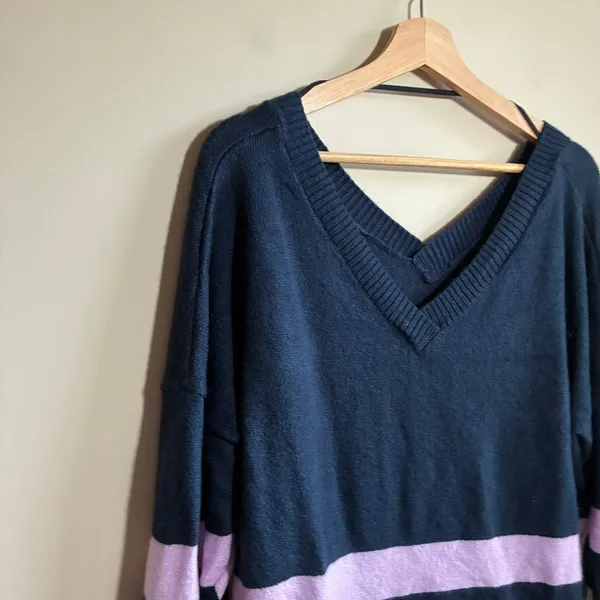 prAna Striped V-Neck Colorblock Sweater Medium Navy Rust Womens Relaxed Knit - Image 2