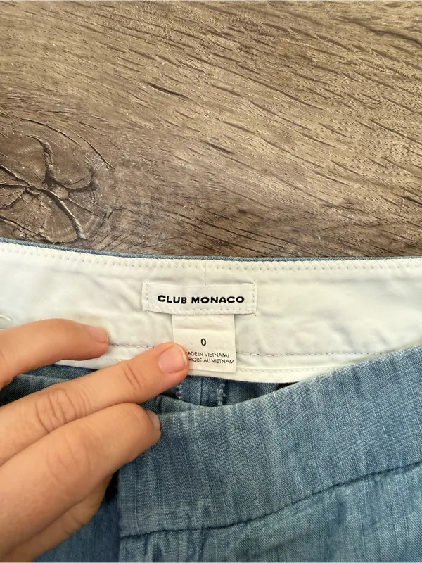 CLUB MONACO Scalloped Hem Chambray Amber Shorts Size‎ 0 - Image 3