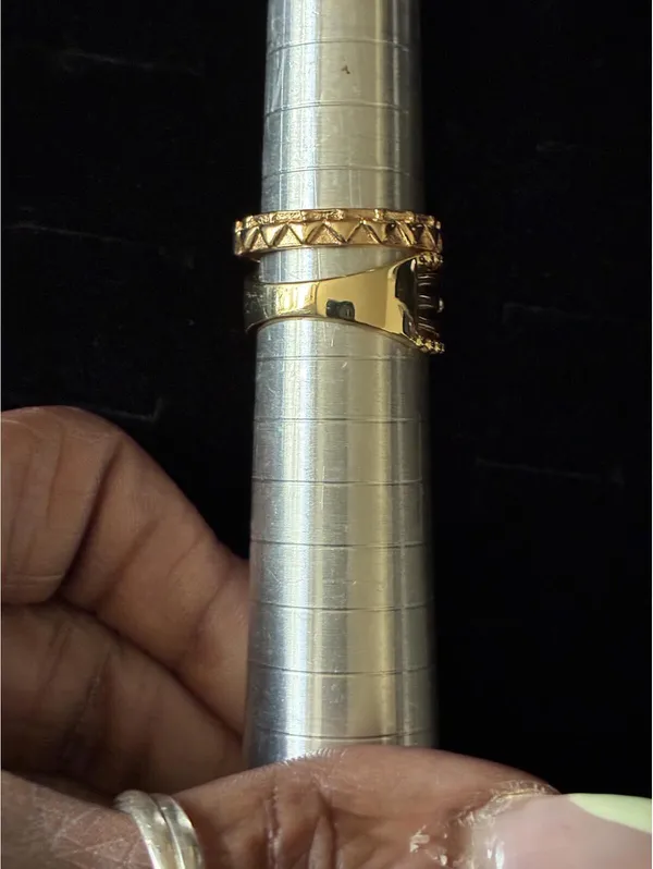 Gold tone Ring Set 4 Piece Bundle Textured Stackable Cutout Adjustable Statement - Image 5
