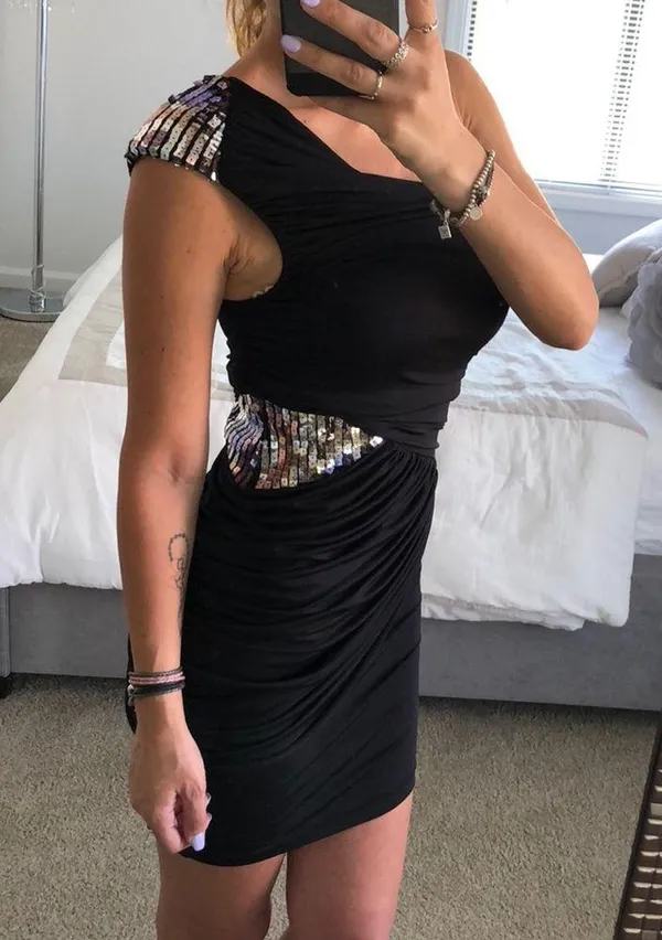 Windsor Off the shoulder sequins black dress - Image 3