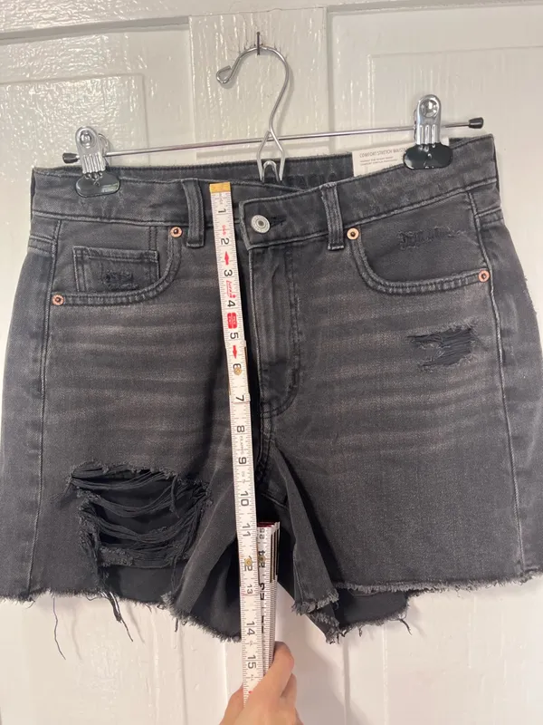 NWT American Eagle High Waist Baggy Black Wash Denim Shorts size 6 - Image 9