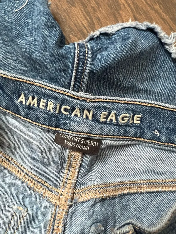 American Eagle Denim Shorts - Image 4
