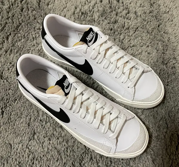 Nike Blazer Low Shoes - Image 3